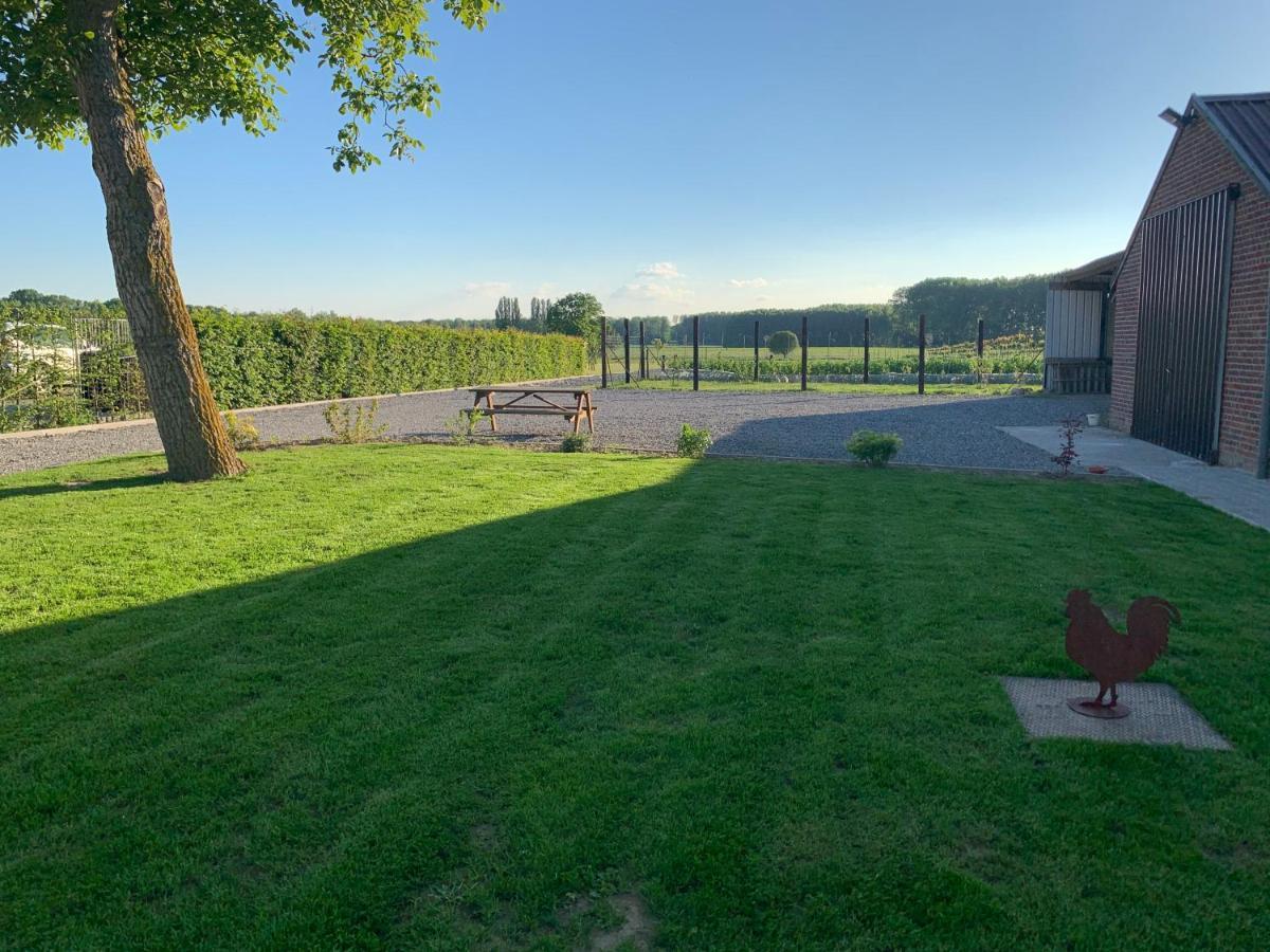 Gite Les Ganades Au Coeur Des Pepinieres Brunehaut Exteriér fotografie